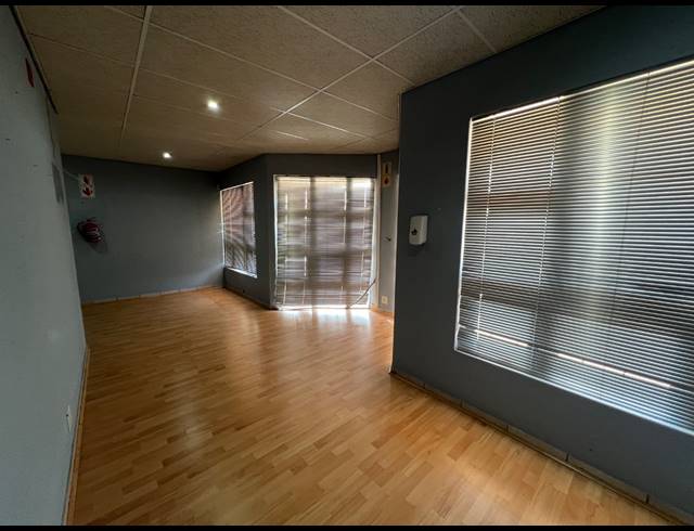 535M² OFFICE FOR SALE IN BENDOR